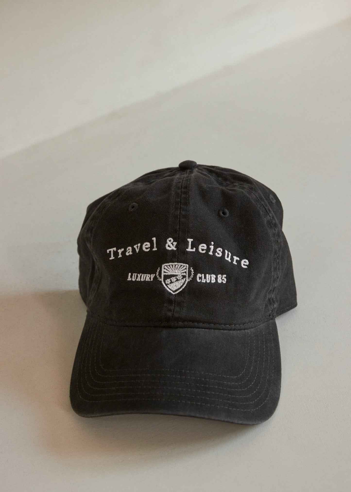 TRAVEL & LEISURE HAT